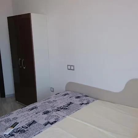 Park & Popovi Apartment